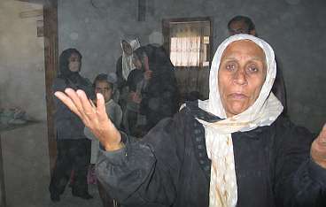 Al Zeitoen, een vrouw die haar huis kwijt is